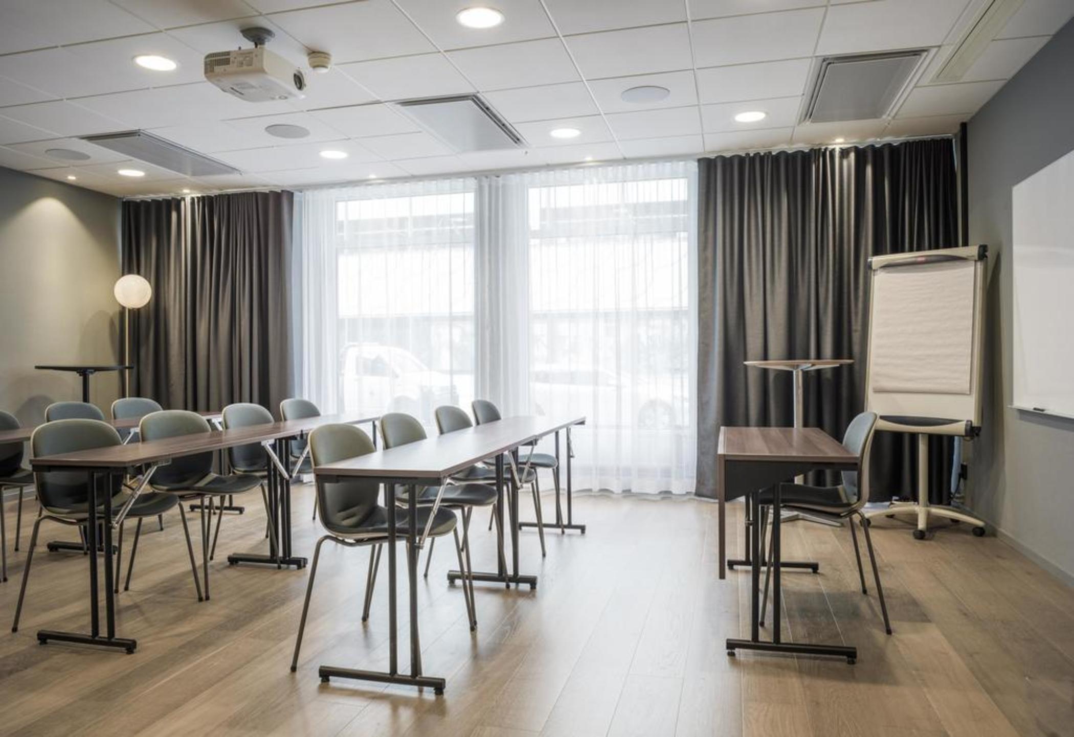 Scandic Grand Hotel Orebro Exterior photo